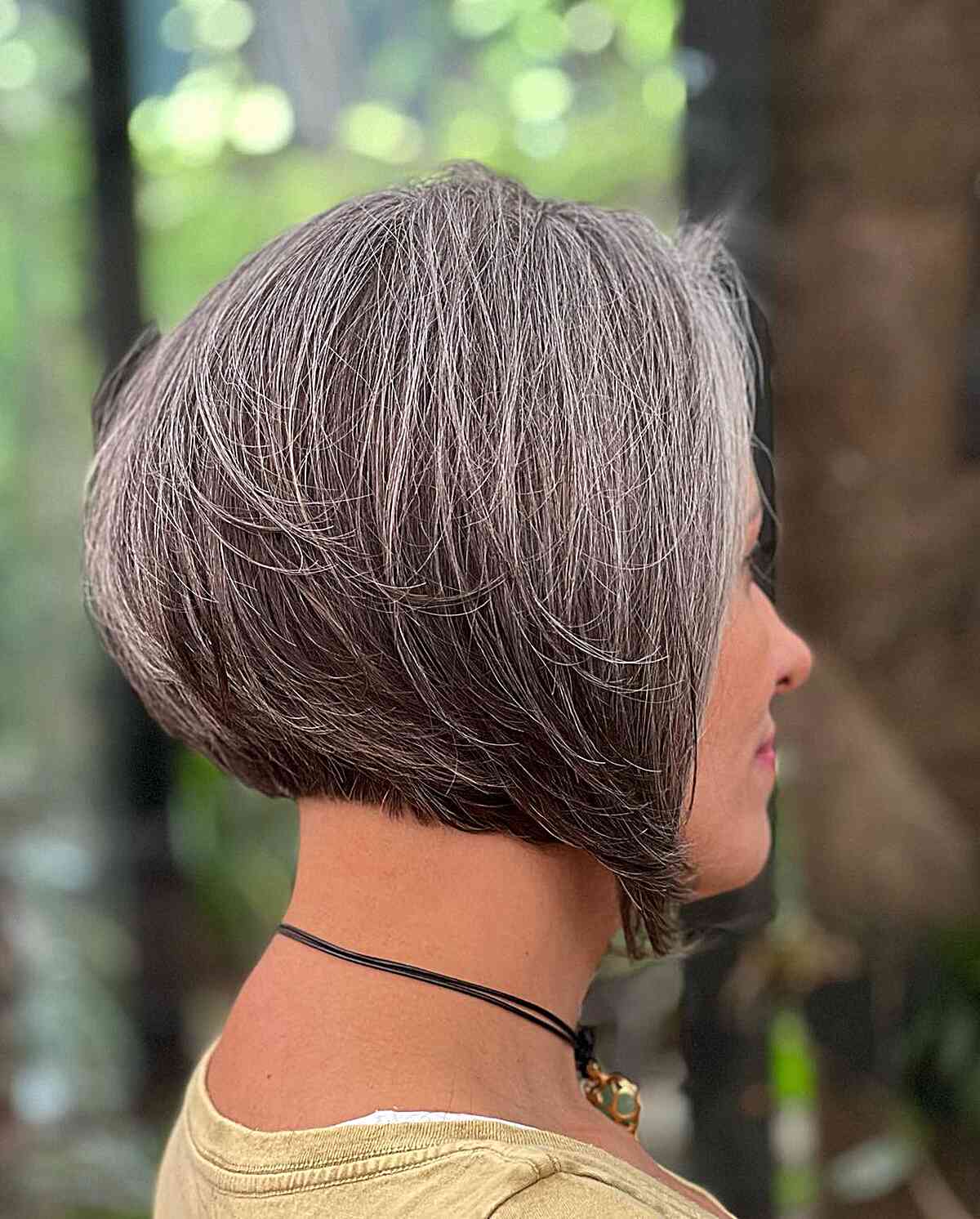 54 Top Short Hairstyles for Thick Hair to Be More Manageable