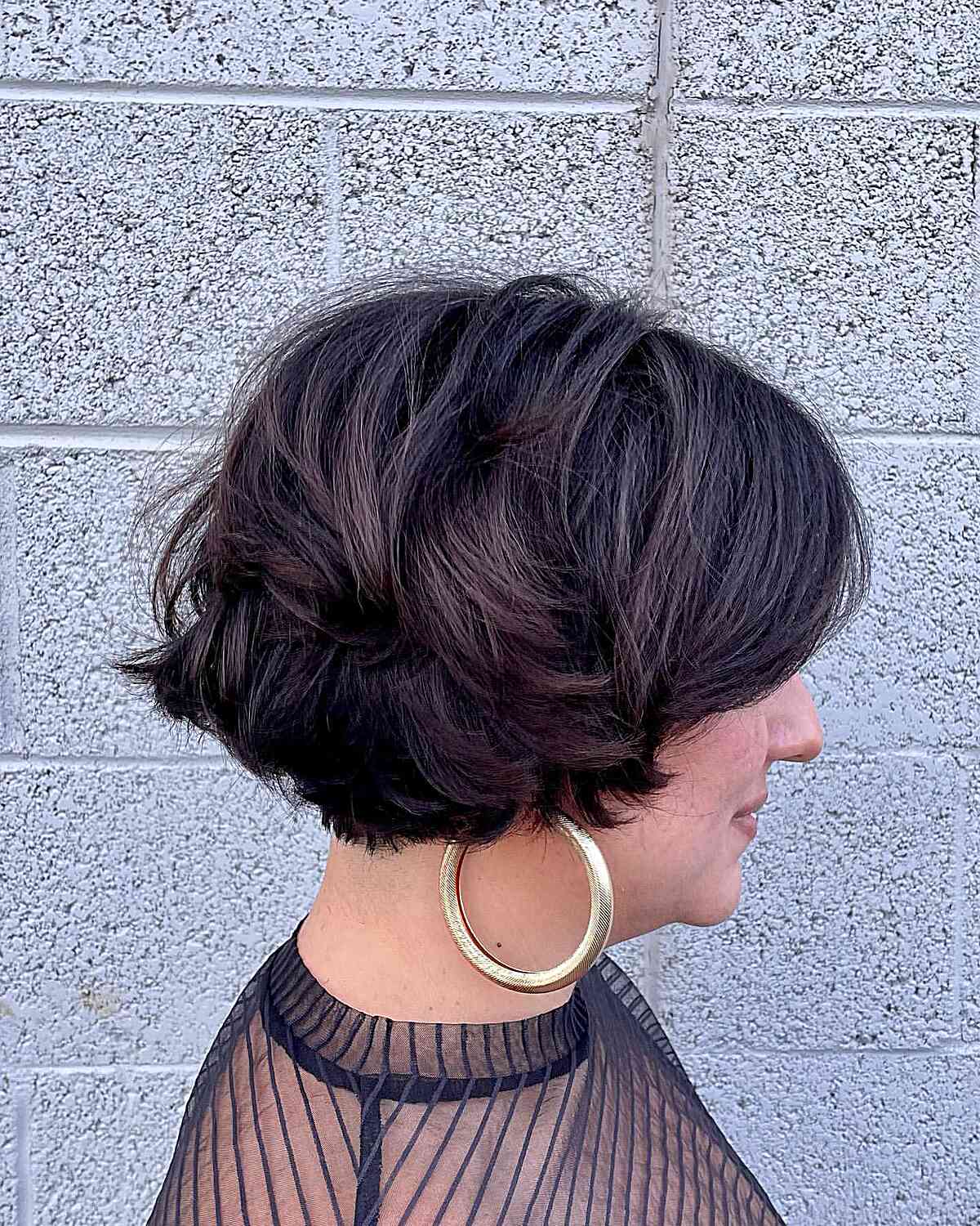54 Top Short Hairstyles for Thick Hair to Be More Manageable