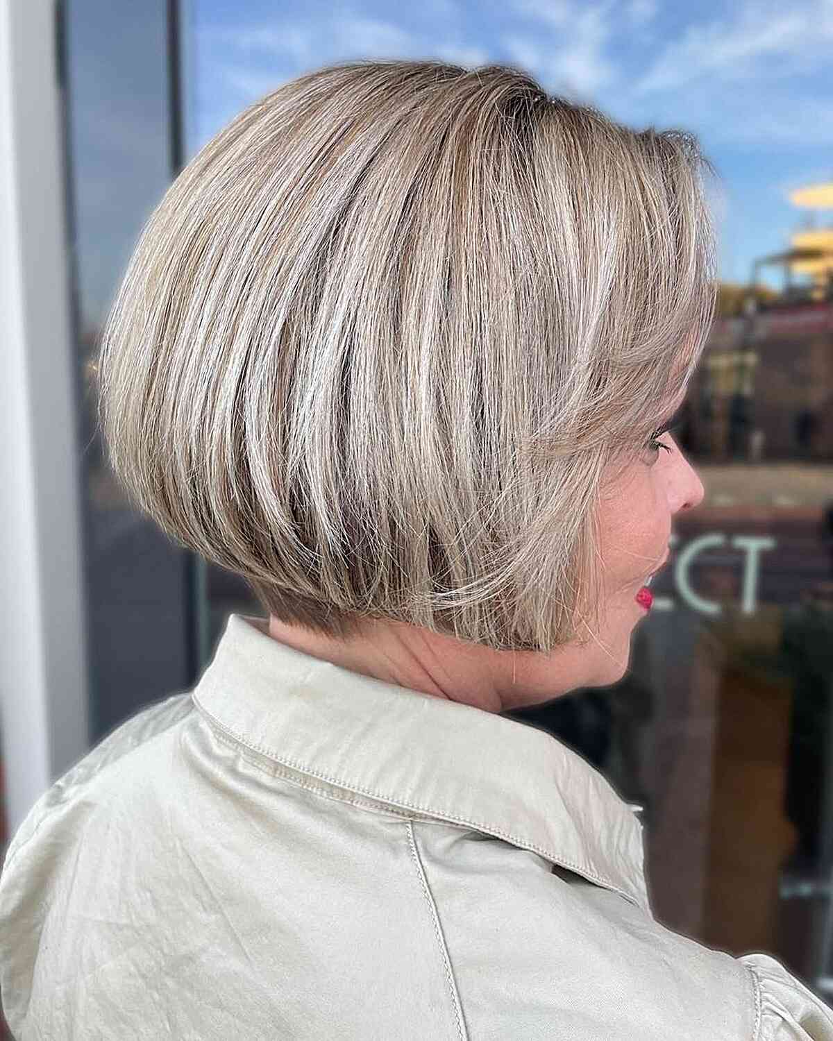 54 Top Short Hairstyles for Thick Hair to Be More Manageable