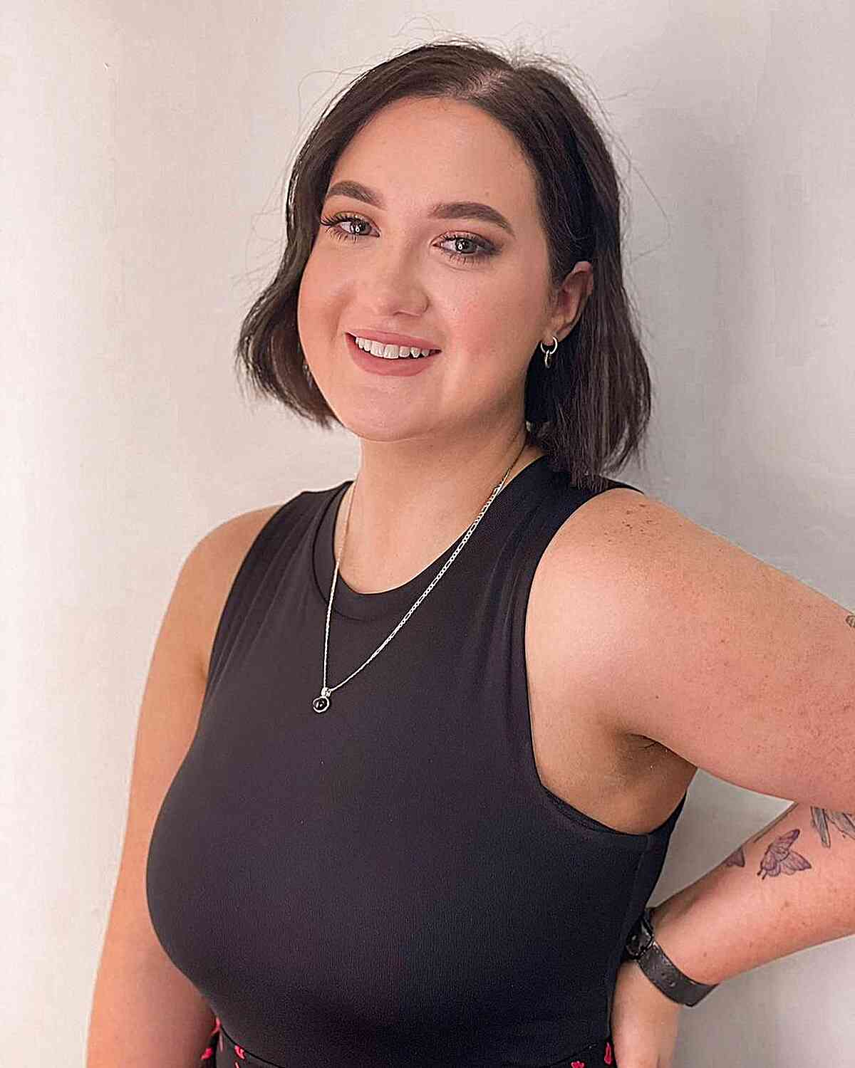 100+ Short Hairstyles for Thin, Fine Hair to Appear Thick & Full