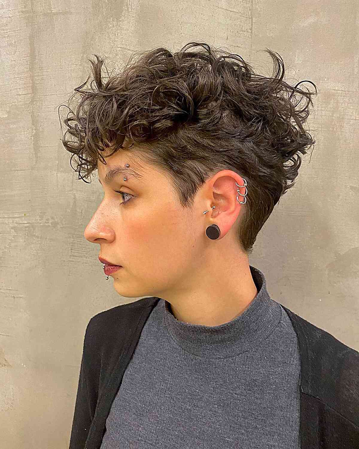 100+ Short Hairstyles for Thin, Fine Hair to Appear Thick & Full