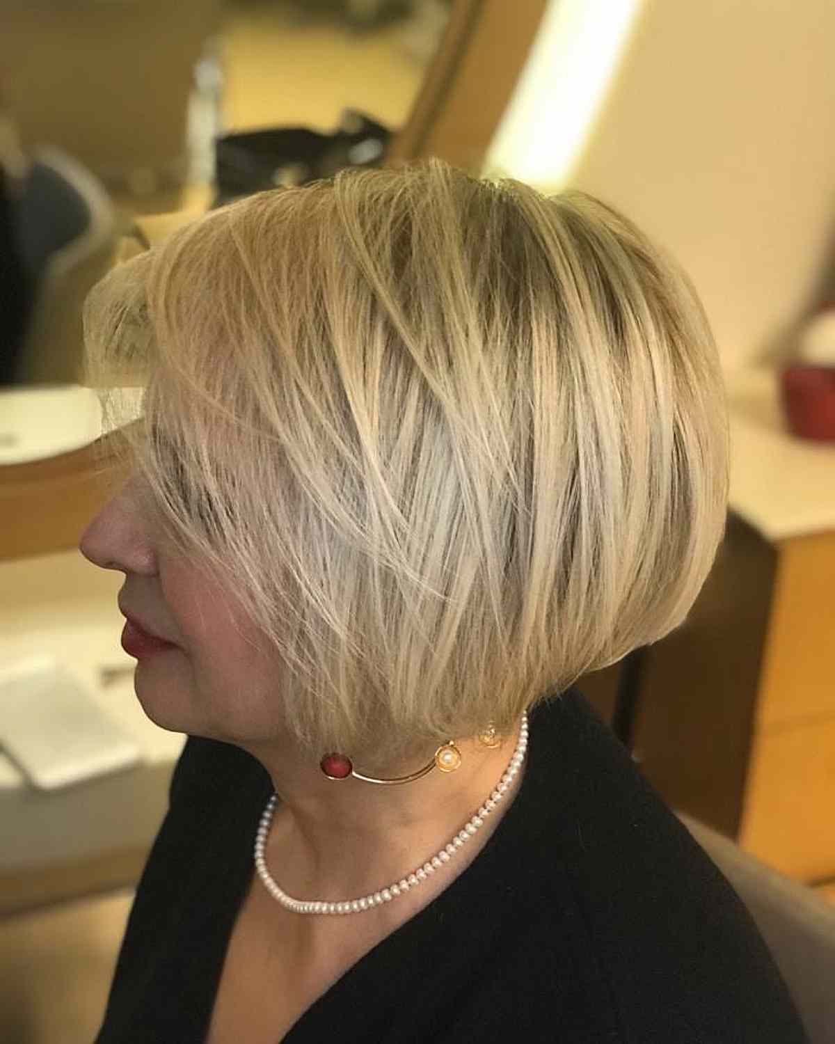 100+ Short Hairstyles for Thin, Fine Hair to Appear Thick & Full