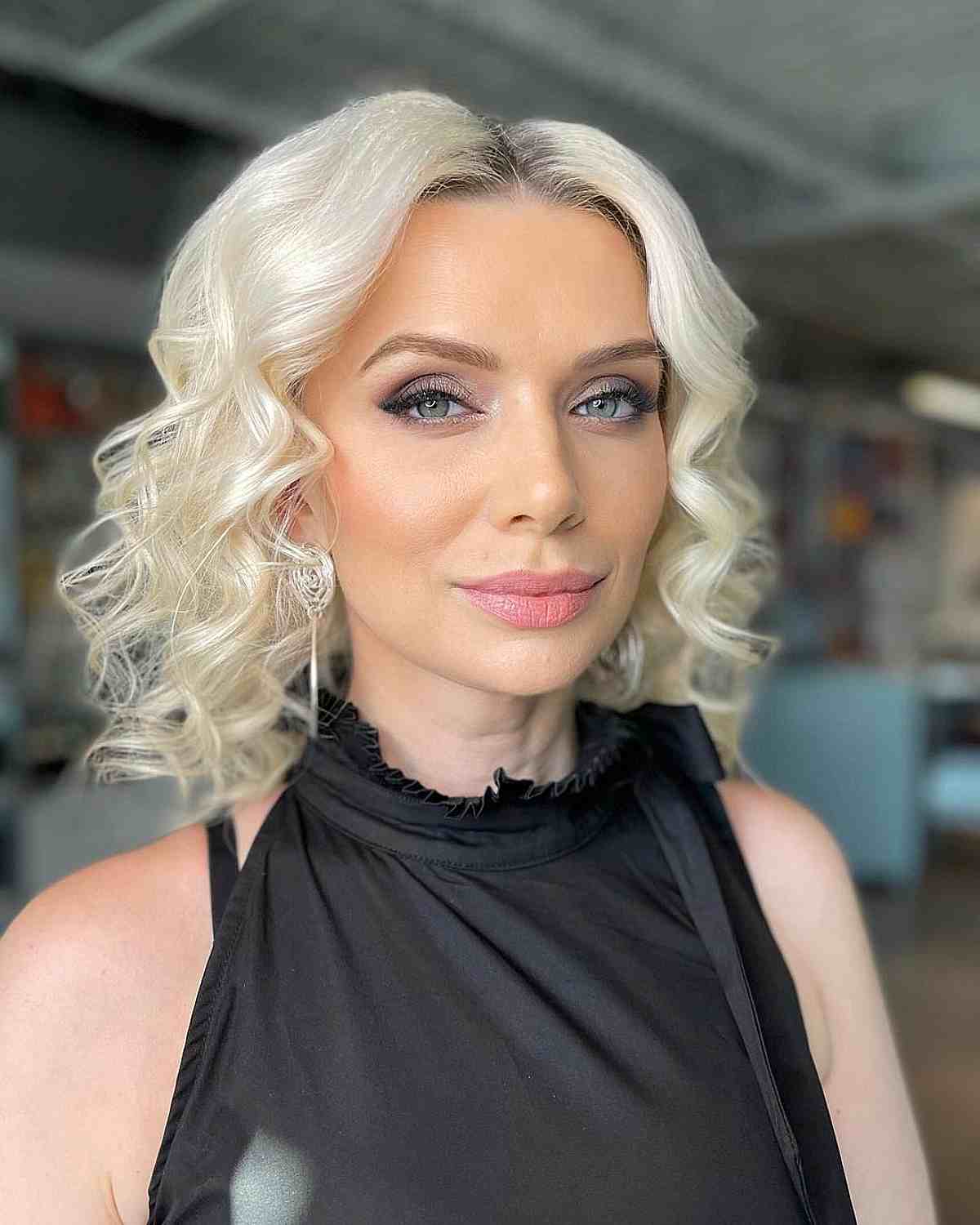 100+ Short Hairstyles for Thin, Fine Hair to Appear Thick & Full