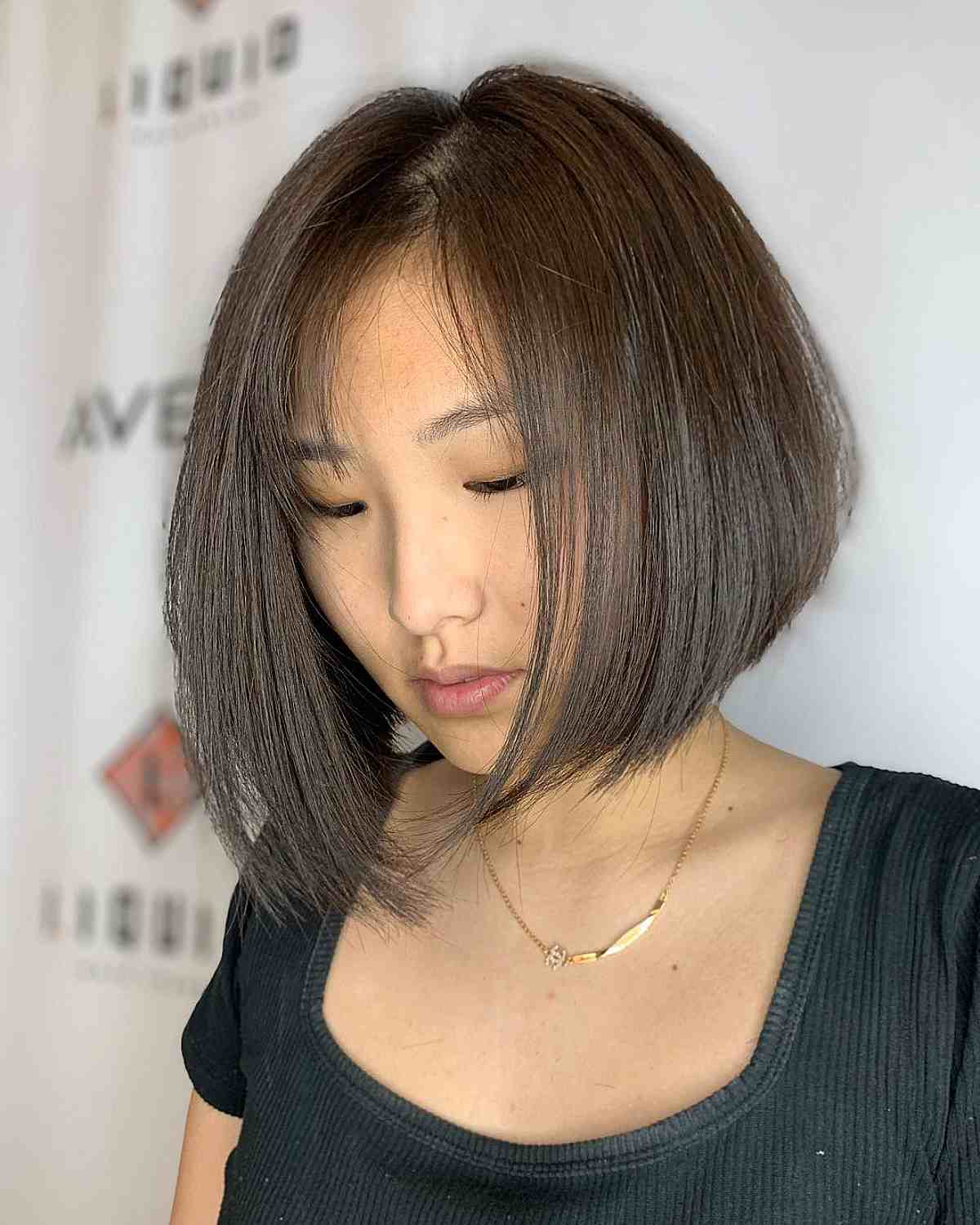 100+ Short Hairstyles for Thin, Fine Hair to Appear Thick & Full