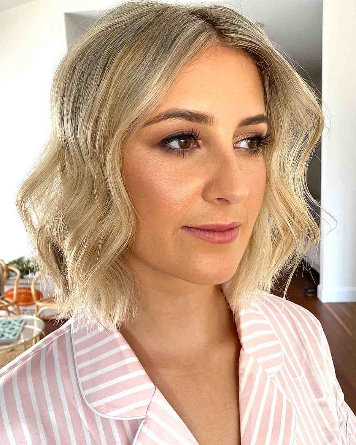 100+ Short Hairstyles for Thin, Fine Hair to Appear Thick & Full