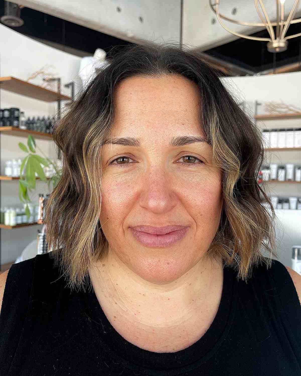 100+ Short Hairstyles for Thin, Fine Hair to Appear Thick & Full