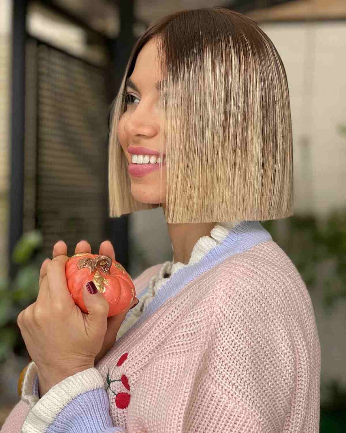 100+ Short Hairstyles for Thin, Fine Hair to Appear Thick & Full