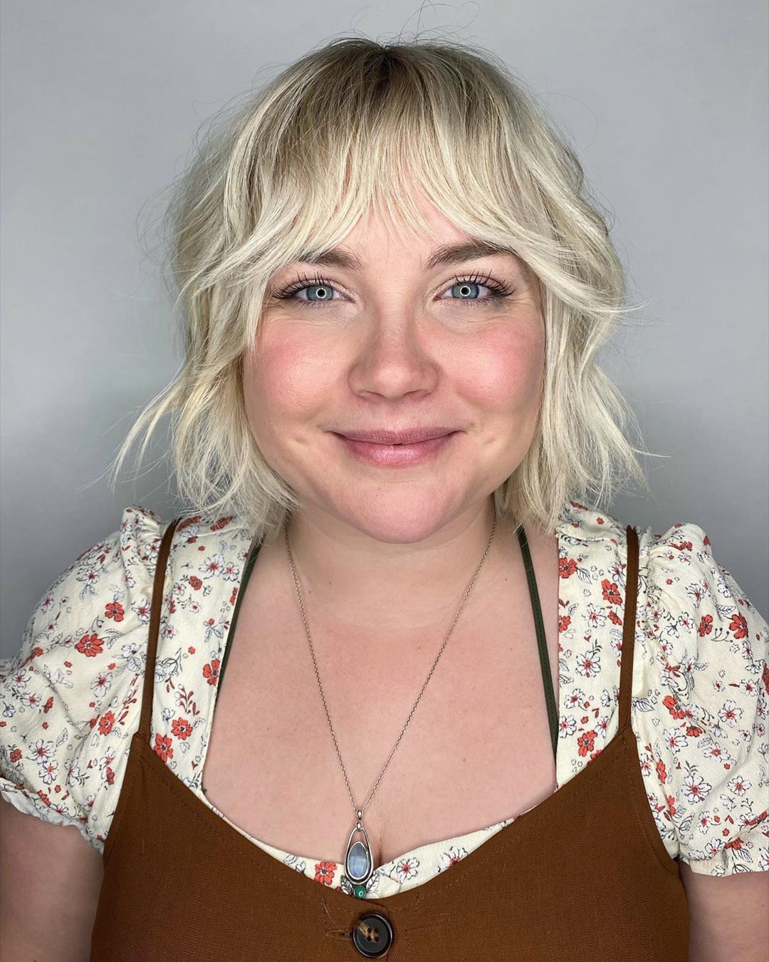100+ Short Hairstyles for Thin, Fine Hair to Appear Thick & Full