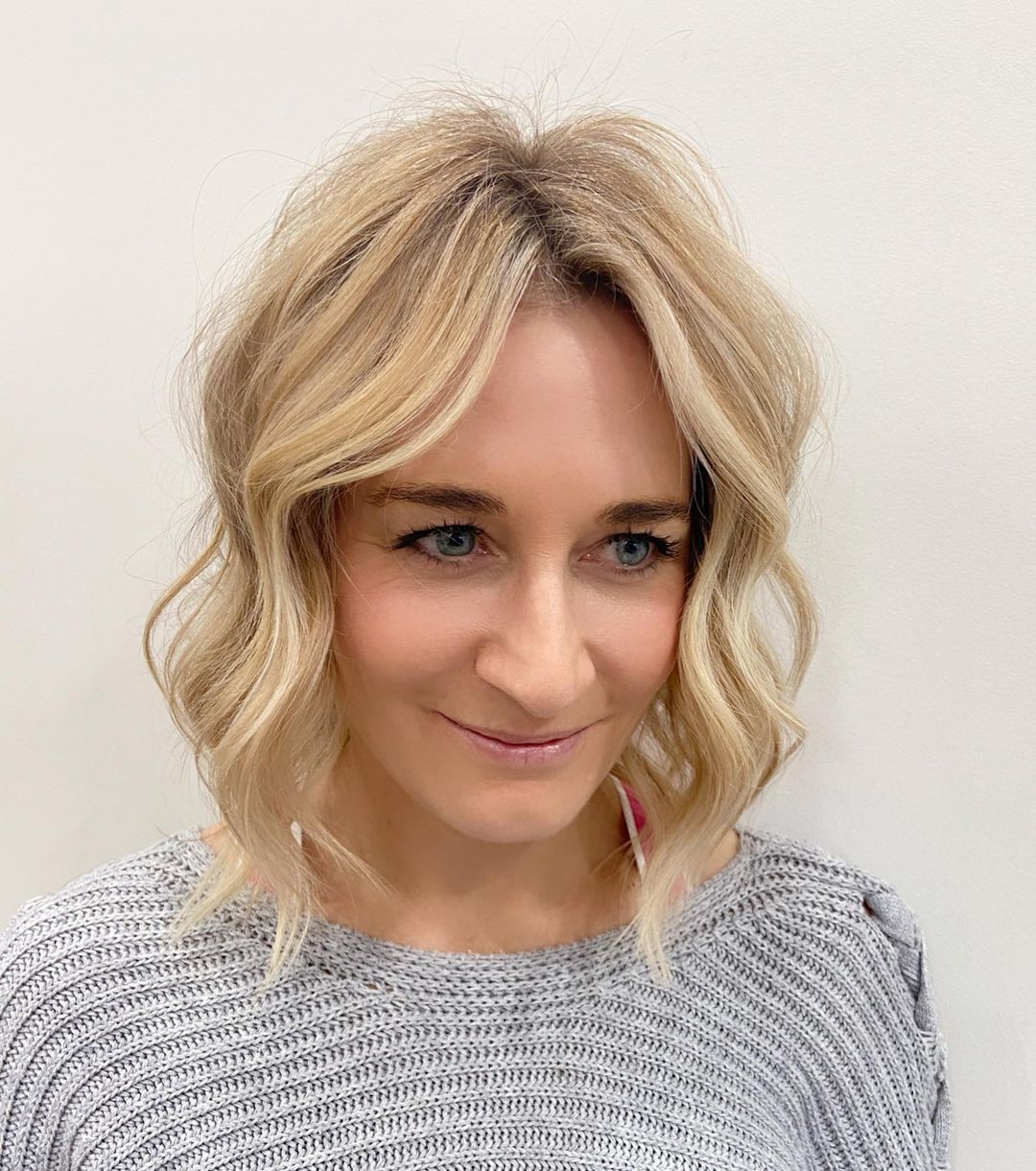100+ Short Hairstyles for Thin, Fine Hair to Appear Thick & Full