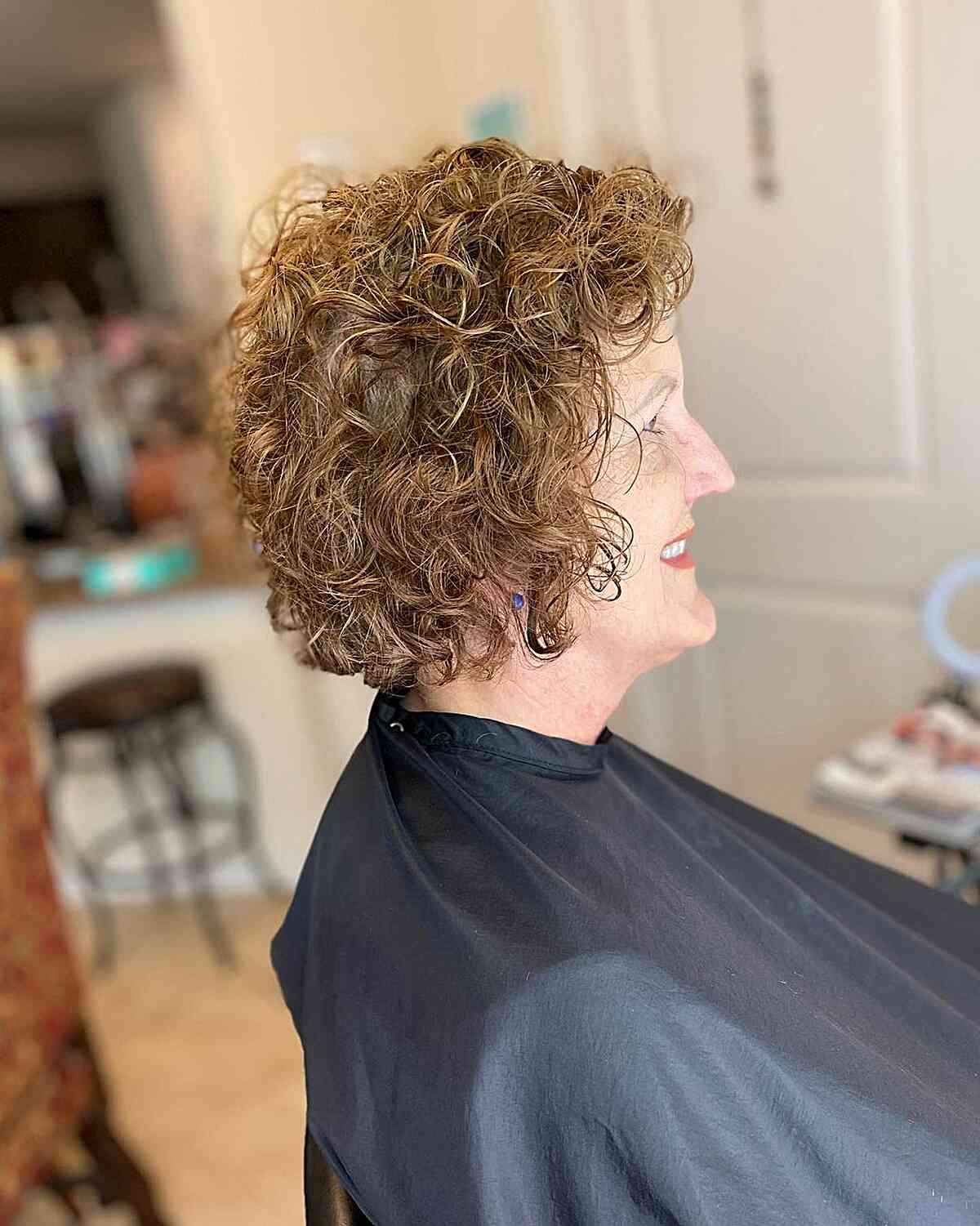 26 Trendiest Jaw-Length Haircuts Women Over 60 Are Getting This Season