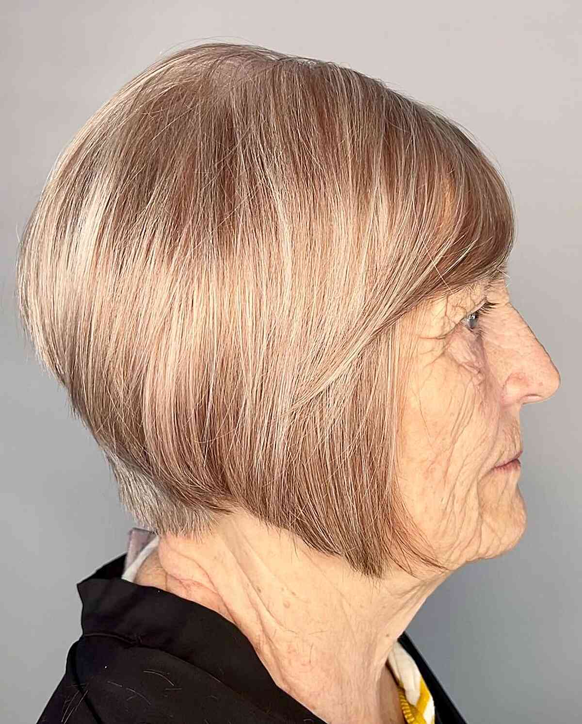 26 Trendiest Jaw-Length Haircuts Women Over 60 Are Getting This Season