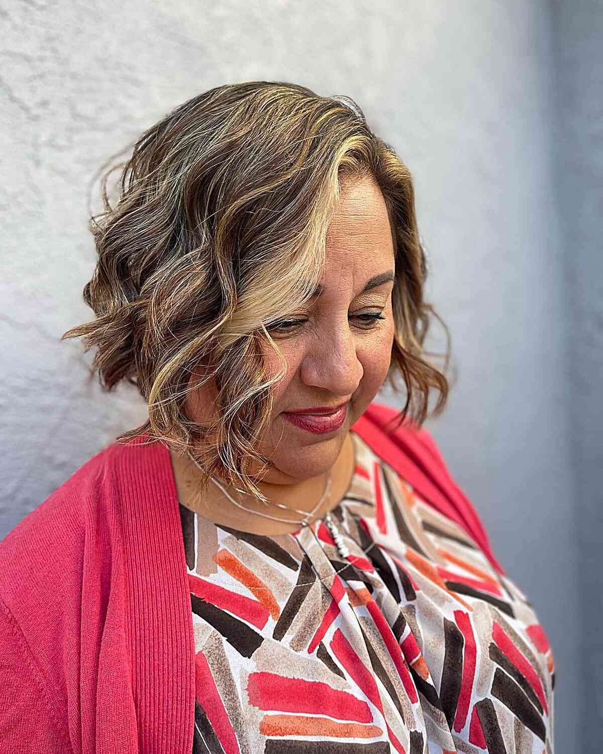 25 Ladies Over 60 with a Round Face Show How to Rock Short Haircuts