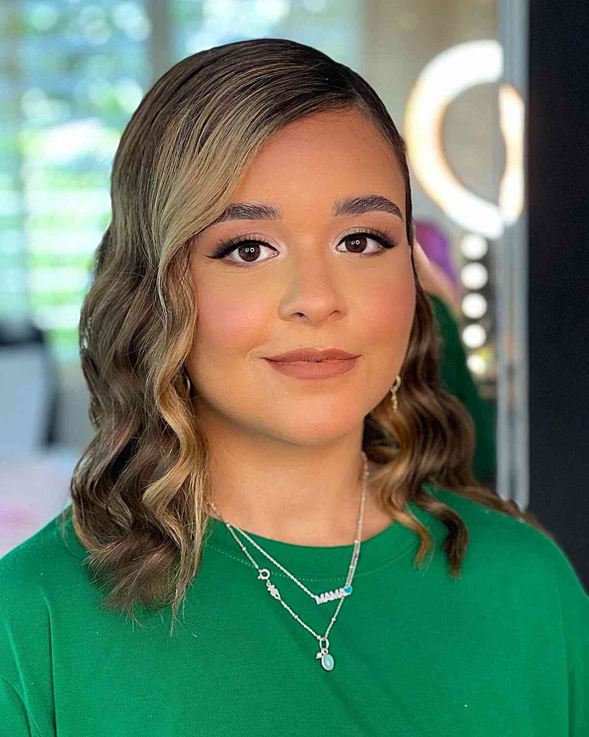 34 Cute & Easy Graduation Hairstyles for Girls