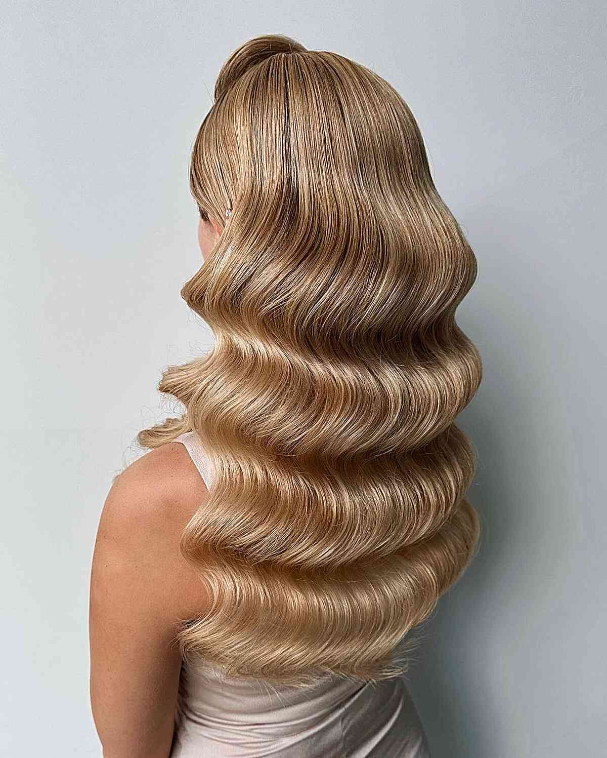 34 Cute & Easy Graduation Hairstyles for Girls