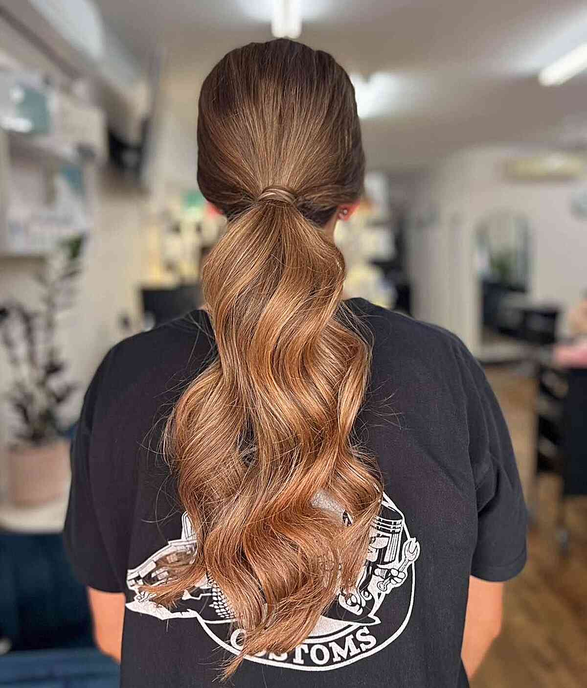 34 Cute & Easy Graduation Hairstyles for Girls