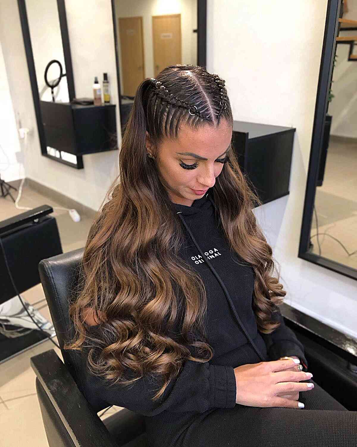 34 Cute & Easy Graduation Hairstyles for Girls