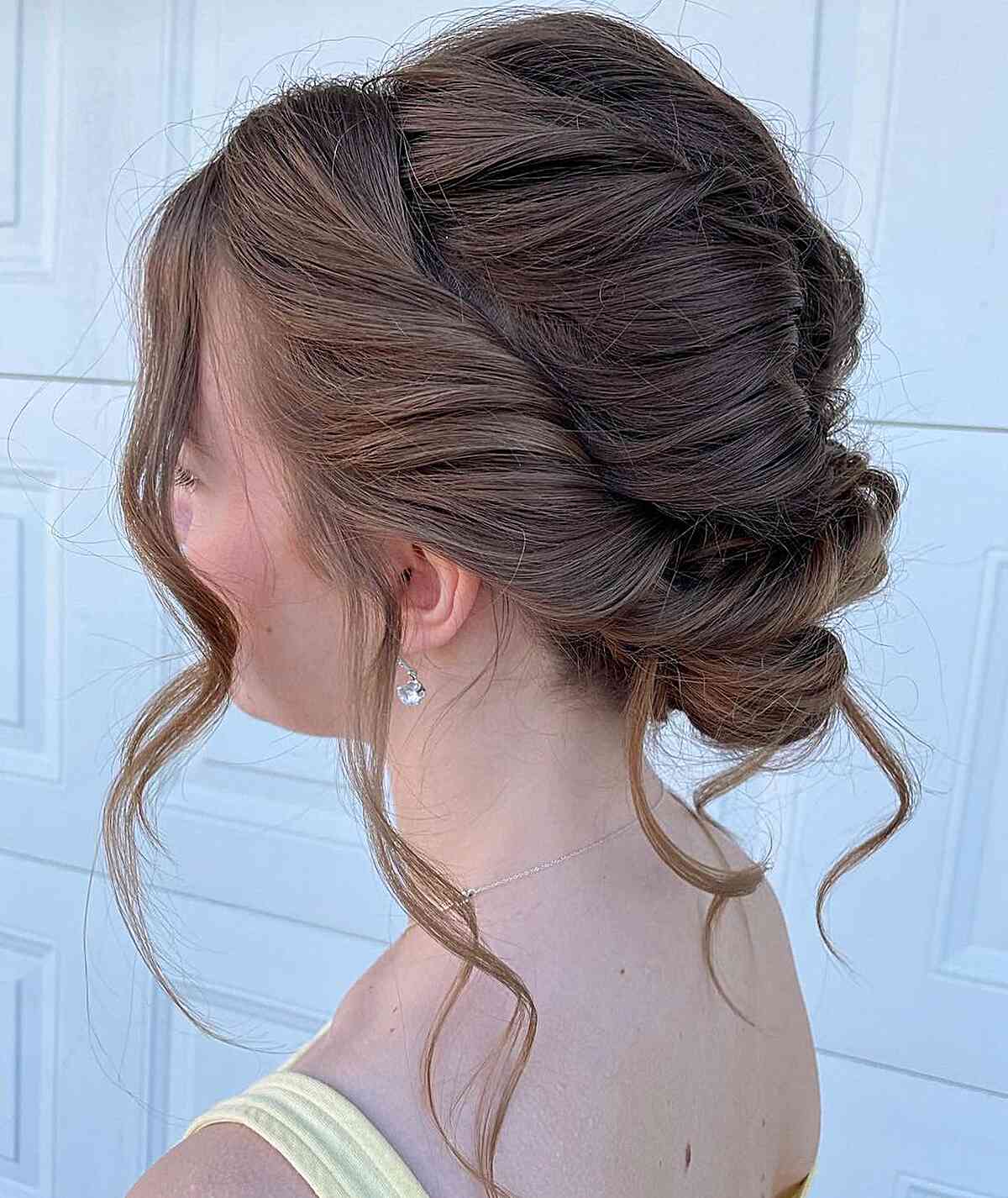 34 Cute & Easy Graduation Hairstyles for Girls