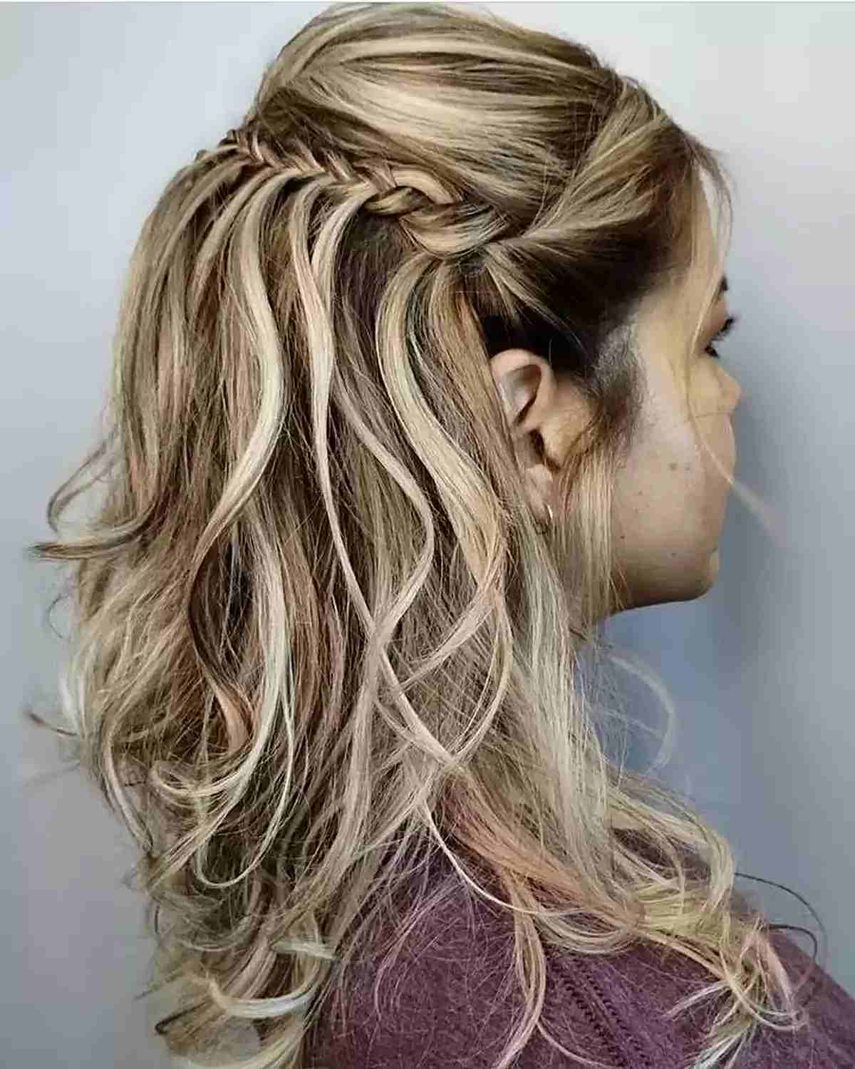 34 Cute & Easy Graduation Hairstyles for Girls