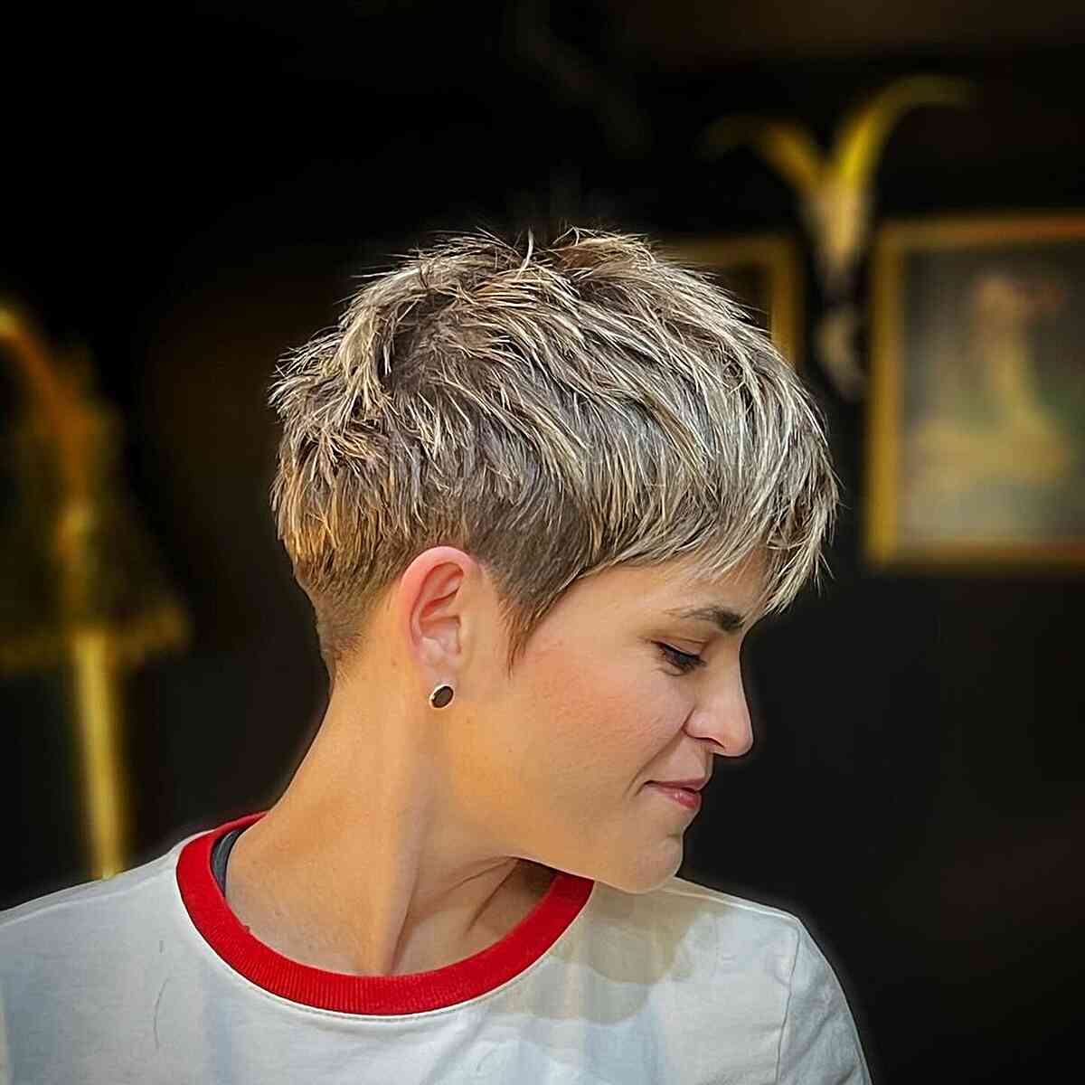 The 90s Pixie Cut Is Making a Comeback – But With A Modern Twist You Just Have to See
