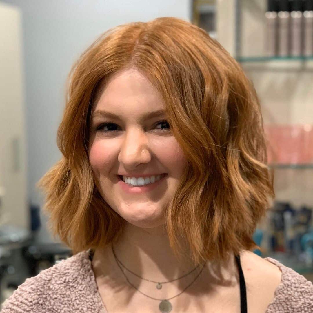 50 Best Short Hairstyles for Round Faces to Look Slimmer