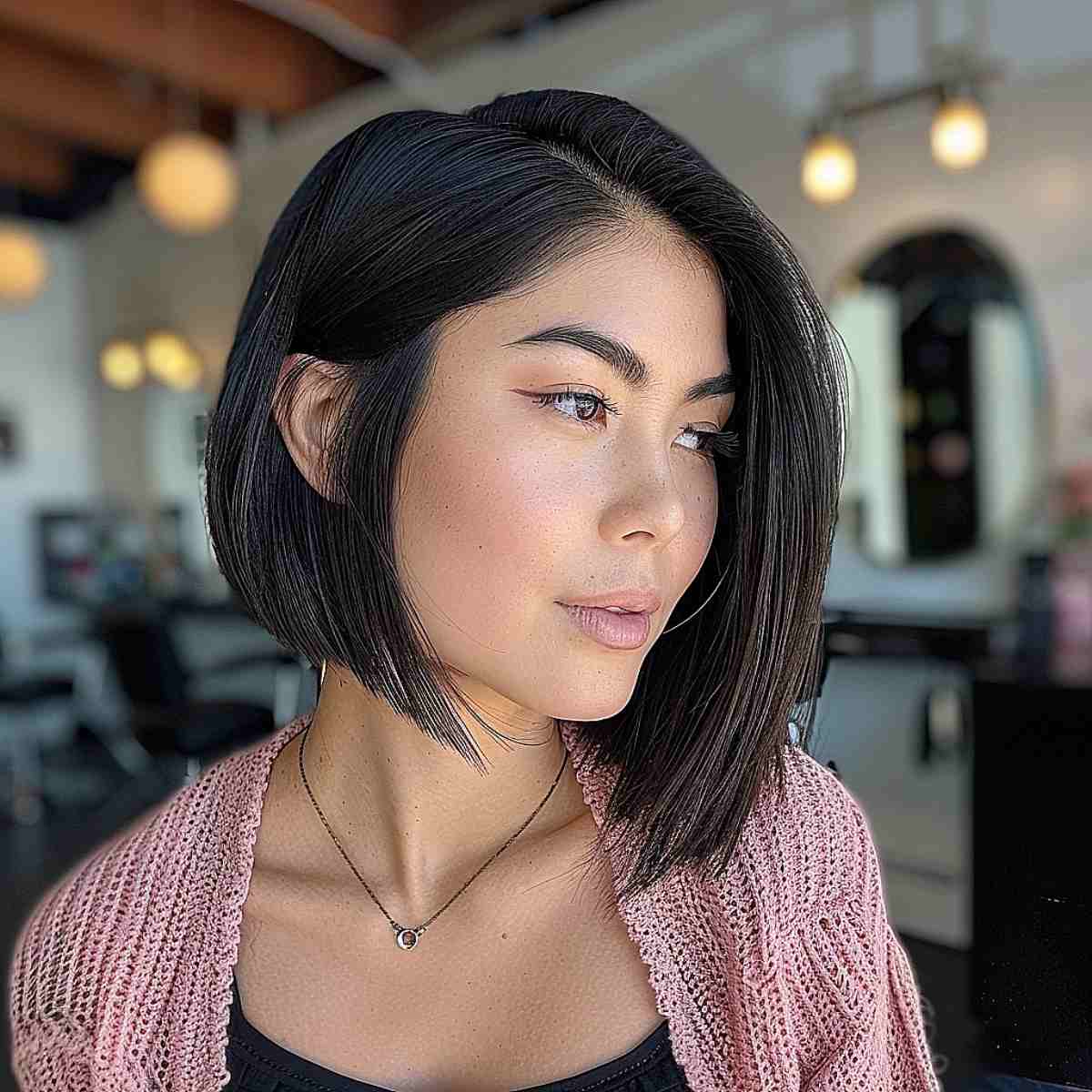 Chin-Length Haircuts in 2025 Are In! 45 Irresistible Ways to Get It
