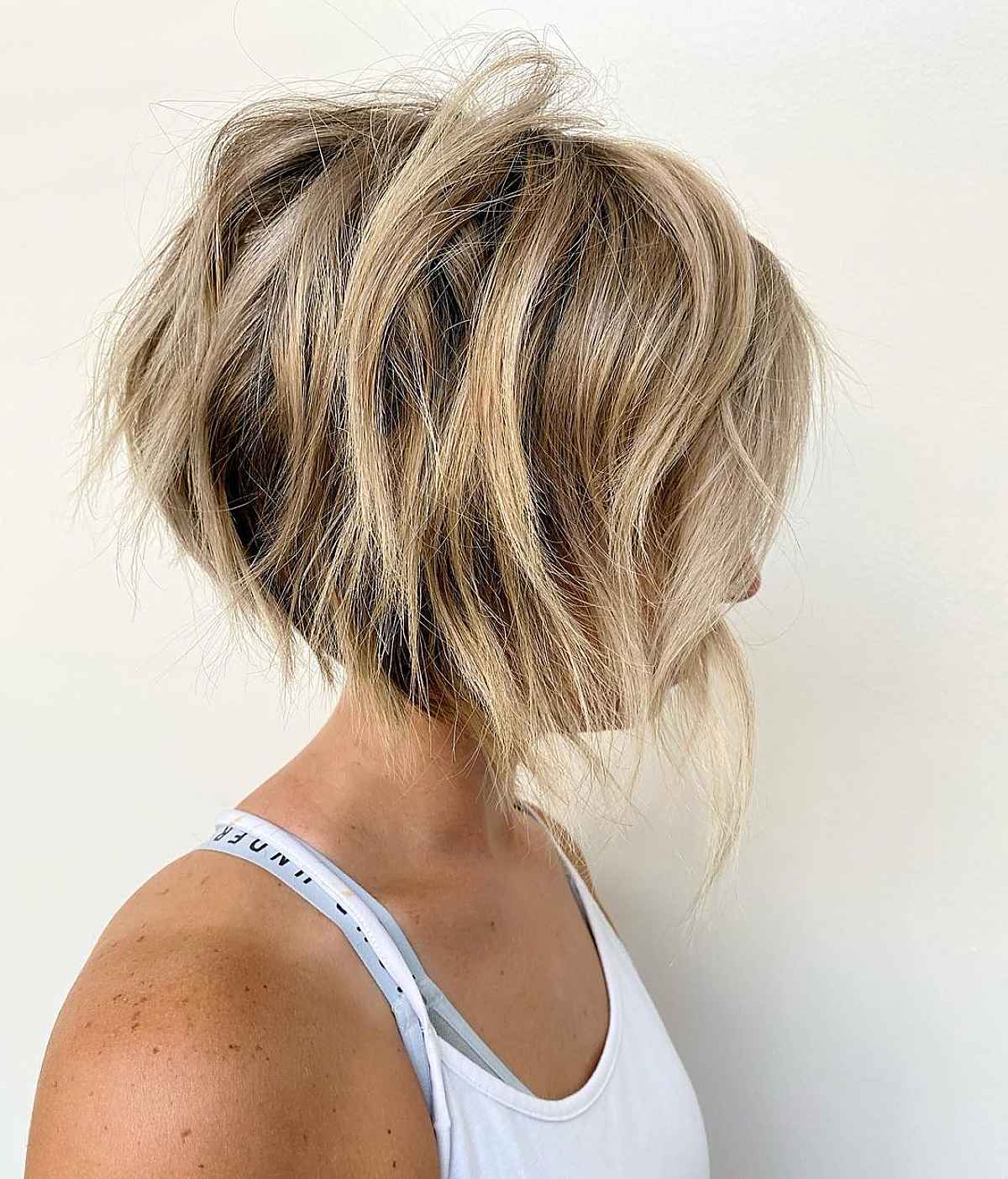 Chin-Length Haircuts in 2025 Are In! 45 Irresistible Ways to Get It