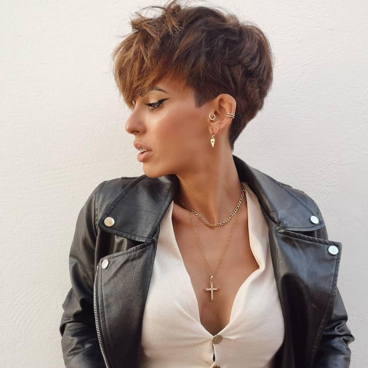 The 50 Best Pixie Cuts for Thick Hair to Be More Manageable