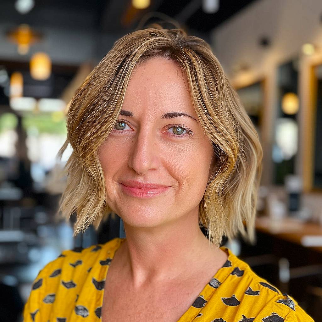 15+ Stylish Short Shaggy Haircuts for Women Over 40 in 2025