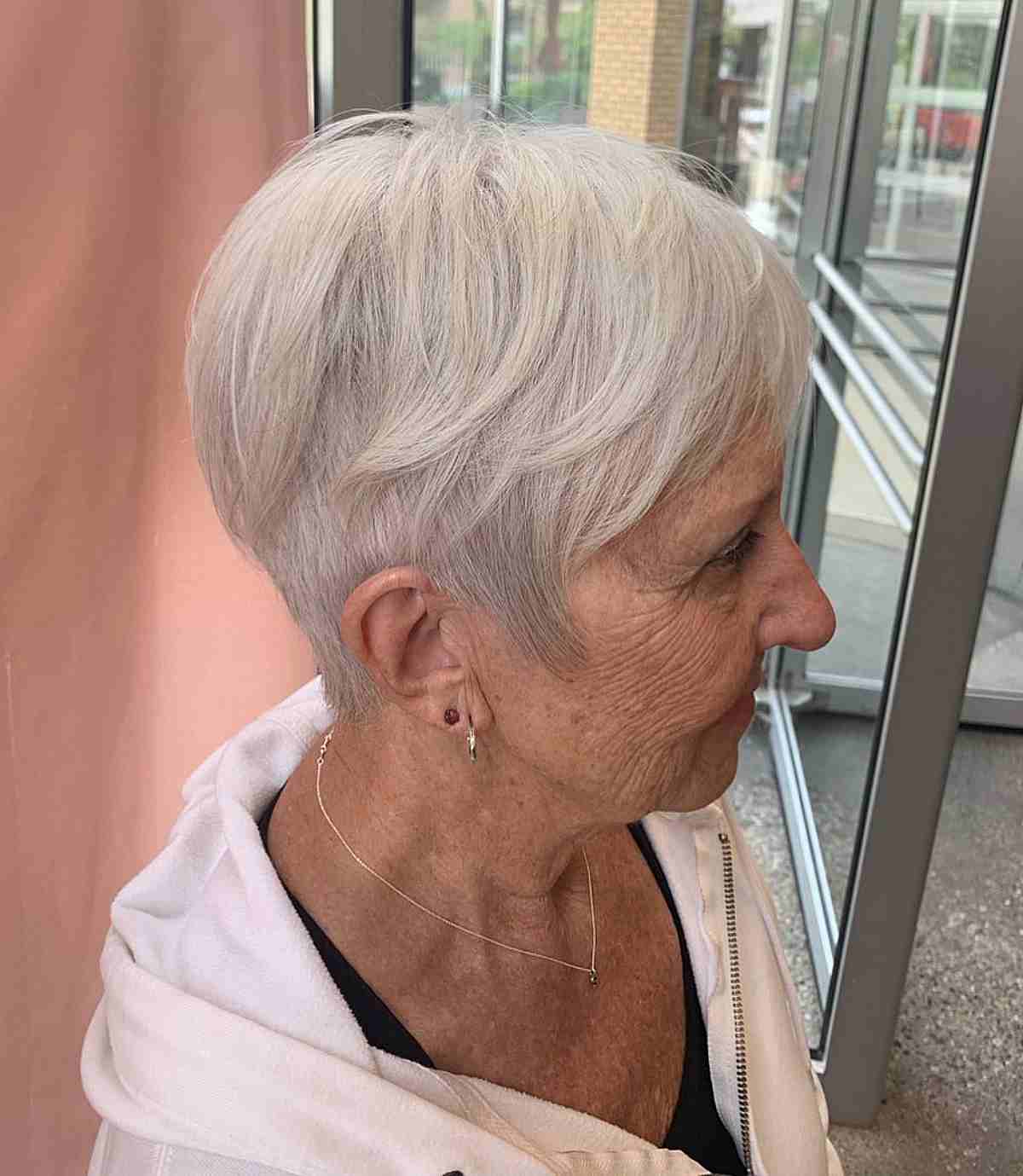 100+ Short Haircuts for Older Women  in 2025