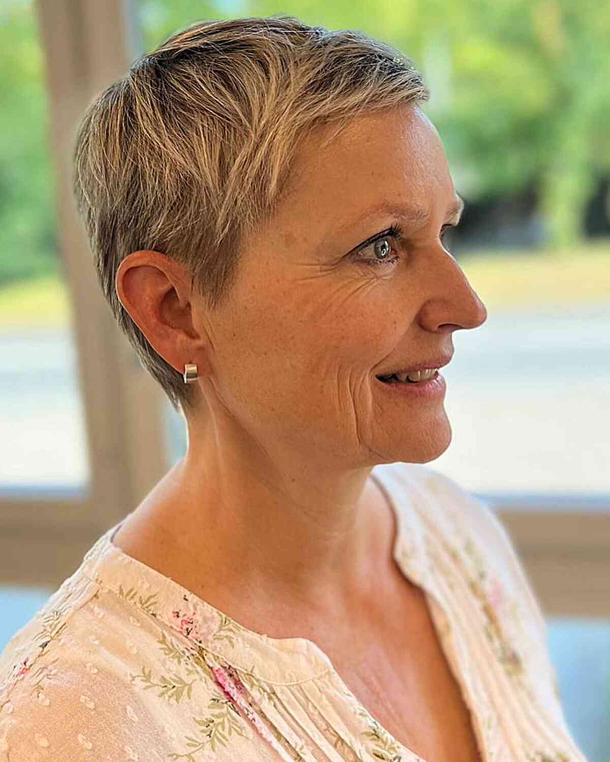 100+ Short Haircuts for Older Women  in 2025