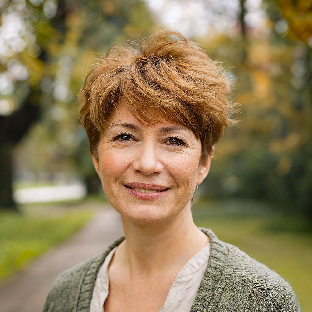 15+ Stylish Pixie Shag Haircuts for Women Over 40 to Try in 2025