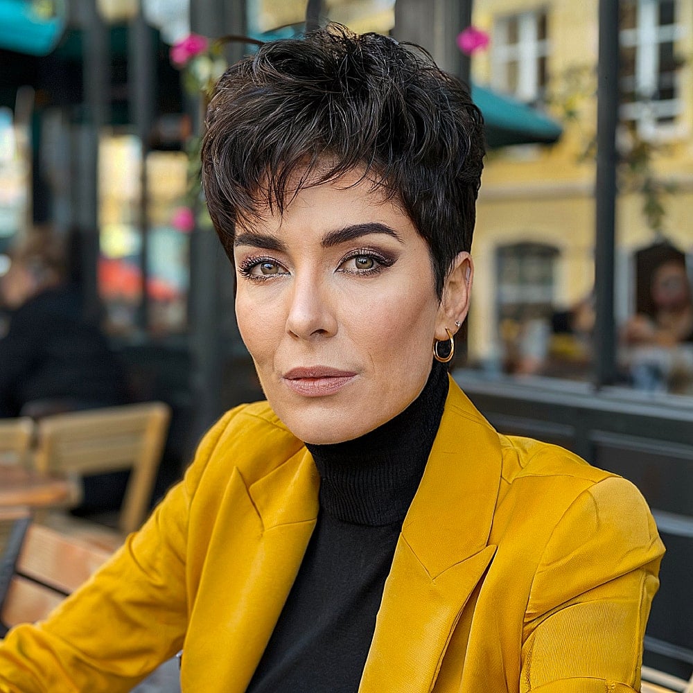 15+ Stylish Pixie Shag Haircuts for Women Over 40 to Try in 2025