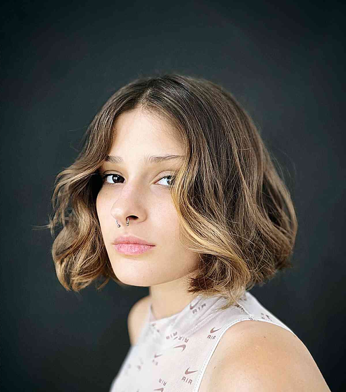 22 Chin-Length Wavy Hair Ideas for Beachy-Chic Look