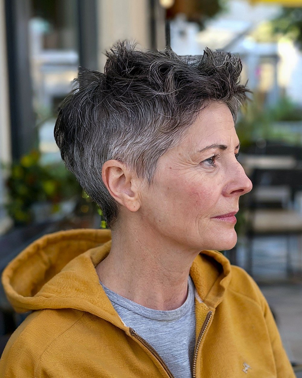 20+ Stylish Choppy Pixie Styles for Women 50+ this 2025