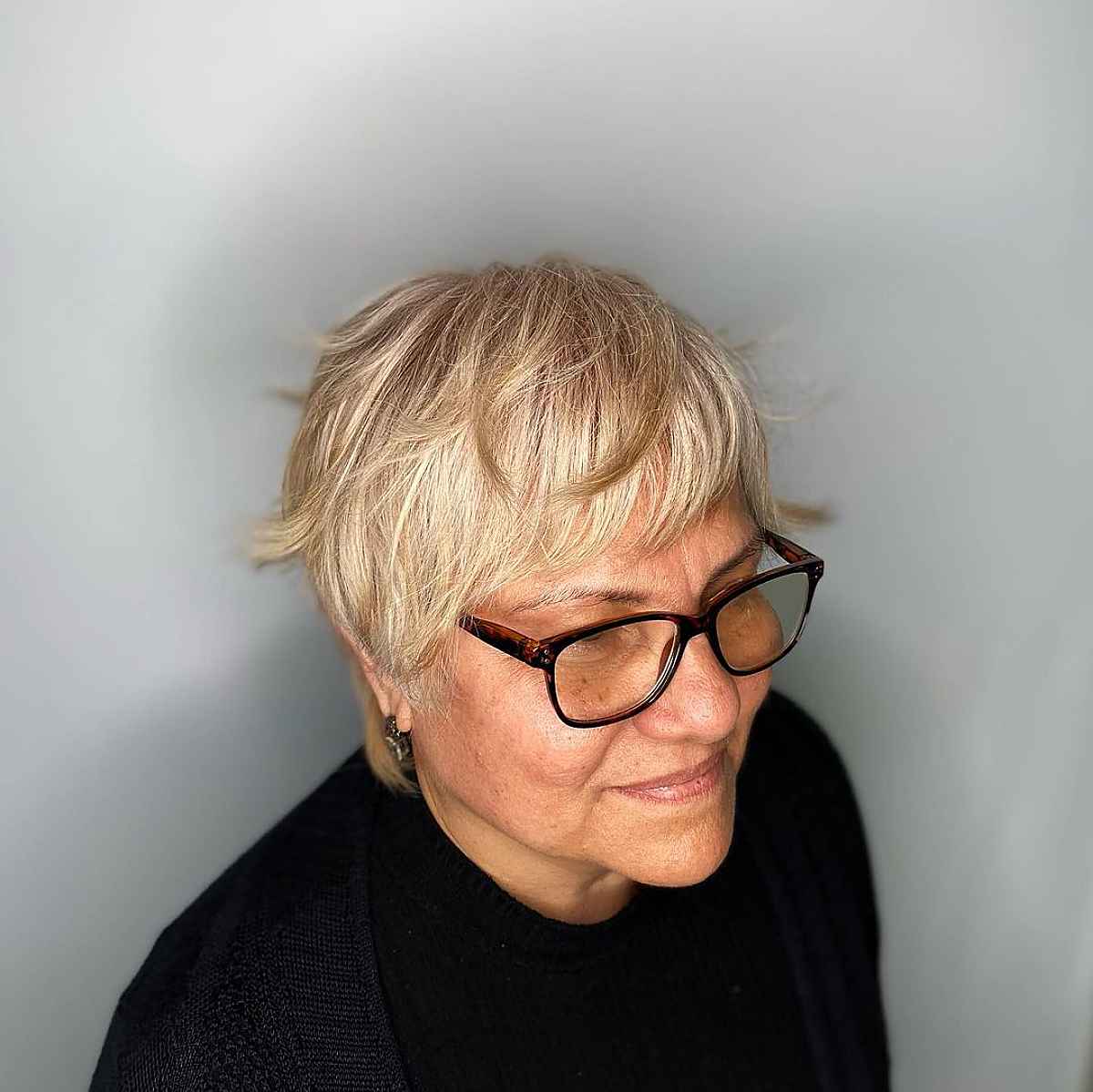 33 Volumizing Pixie Cuts for Women Over 50 with Fine & Thin Hair