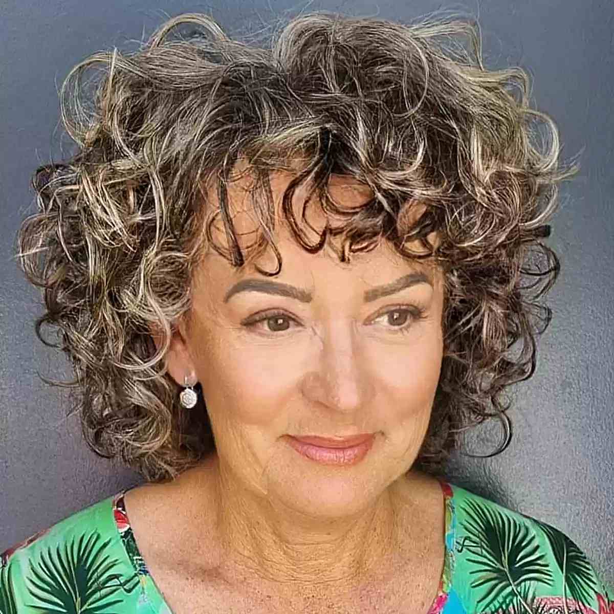 94 Stylish & Fuss-Free Short Hairstyles for Women Over 50 in 2025