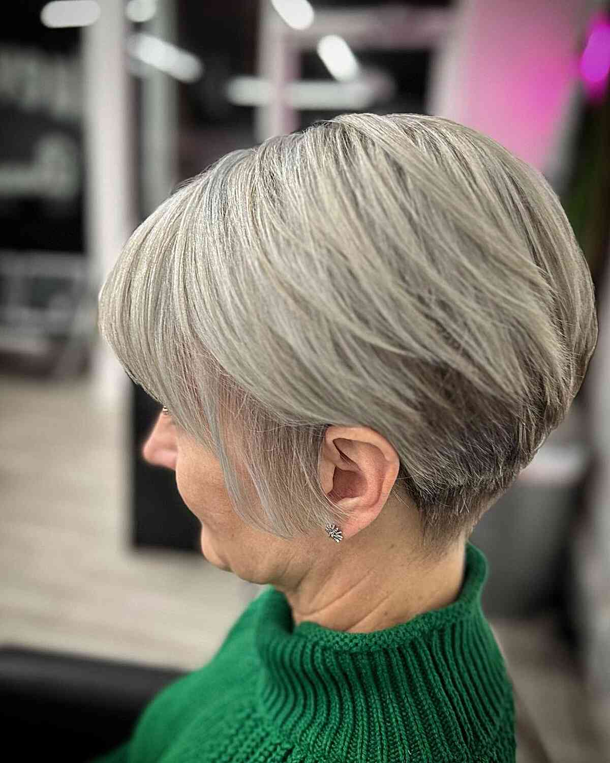 94 Stylish & Fuss-Free Short Hairstyles for Women Over 50 in 2025