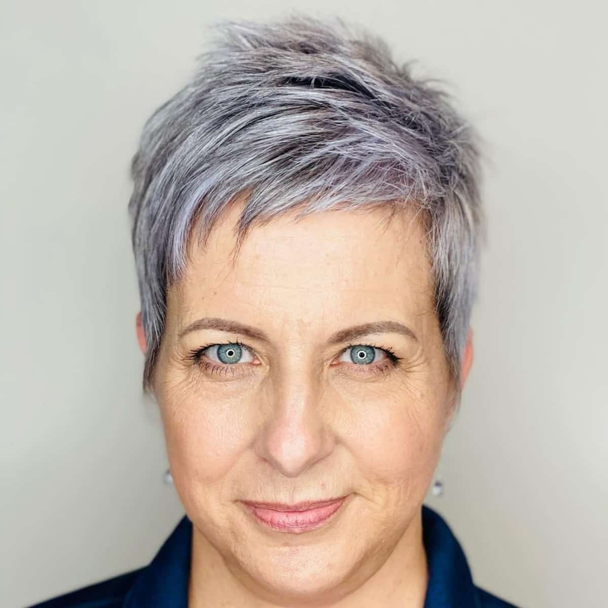 94 Stylish & Fuss-Free Short Hairstyles for Women Over 50 in 2025