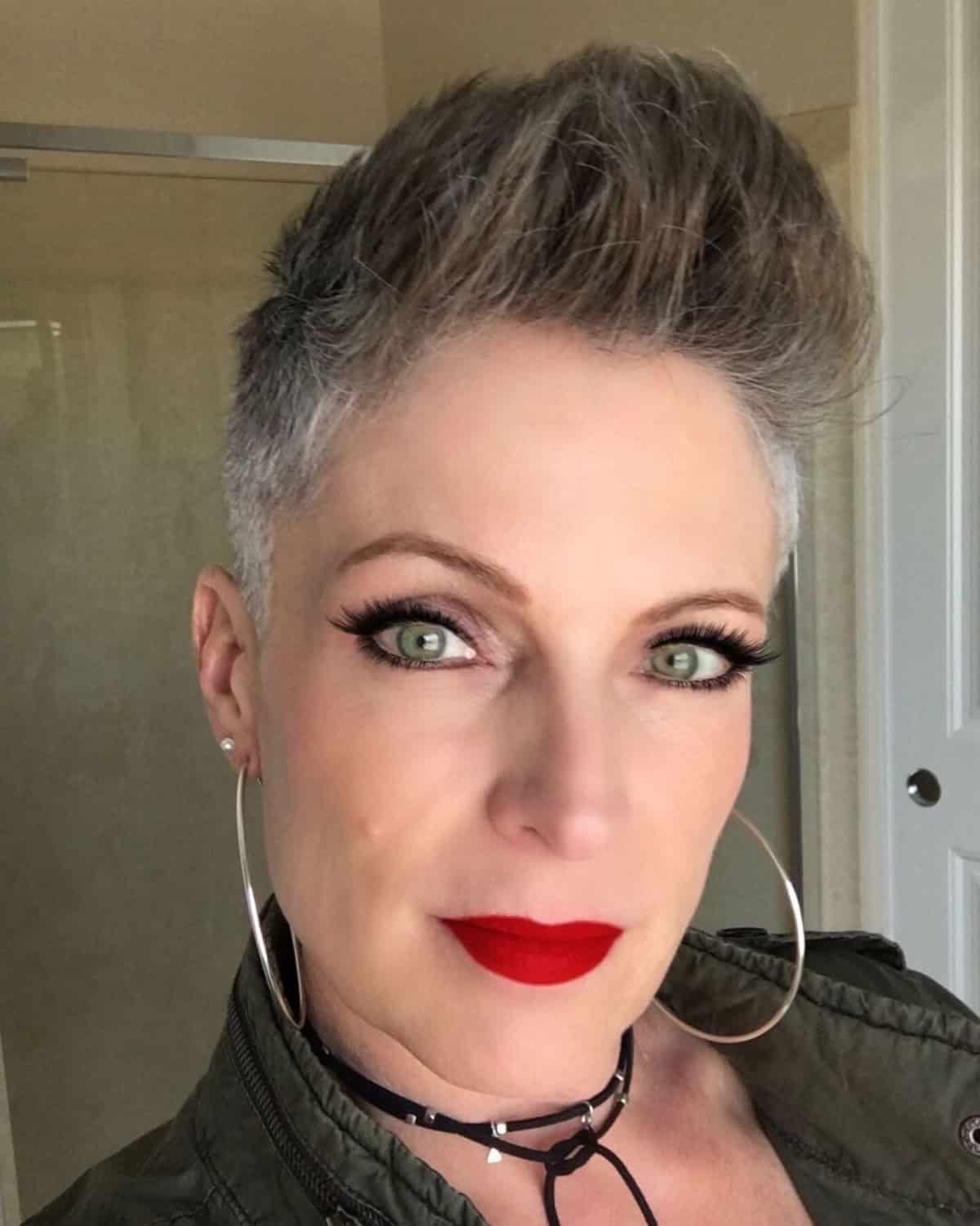 94 Stylish & Fuss-Free Short Hairstyles for Women Over 50 in 2025
