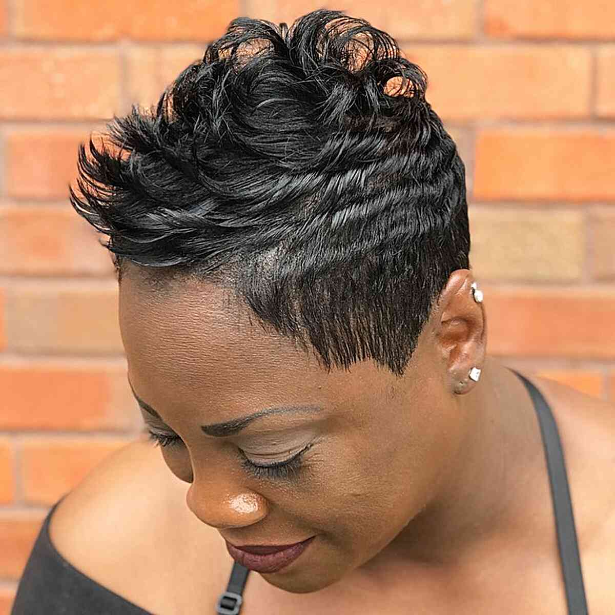 94 Stylish & Fuss-Free Short Hairstyles for Women Over 50 in 2025