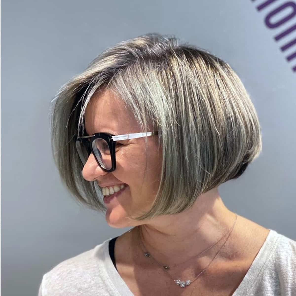 94 Stylish & Fuss-Free Short Hairstyles for Women Over 50 in 2025