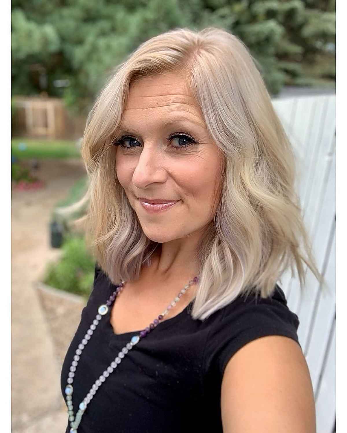94 Stylish & Fuss-Free Short Hairstyles for Women Over 50 in 2025