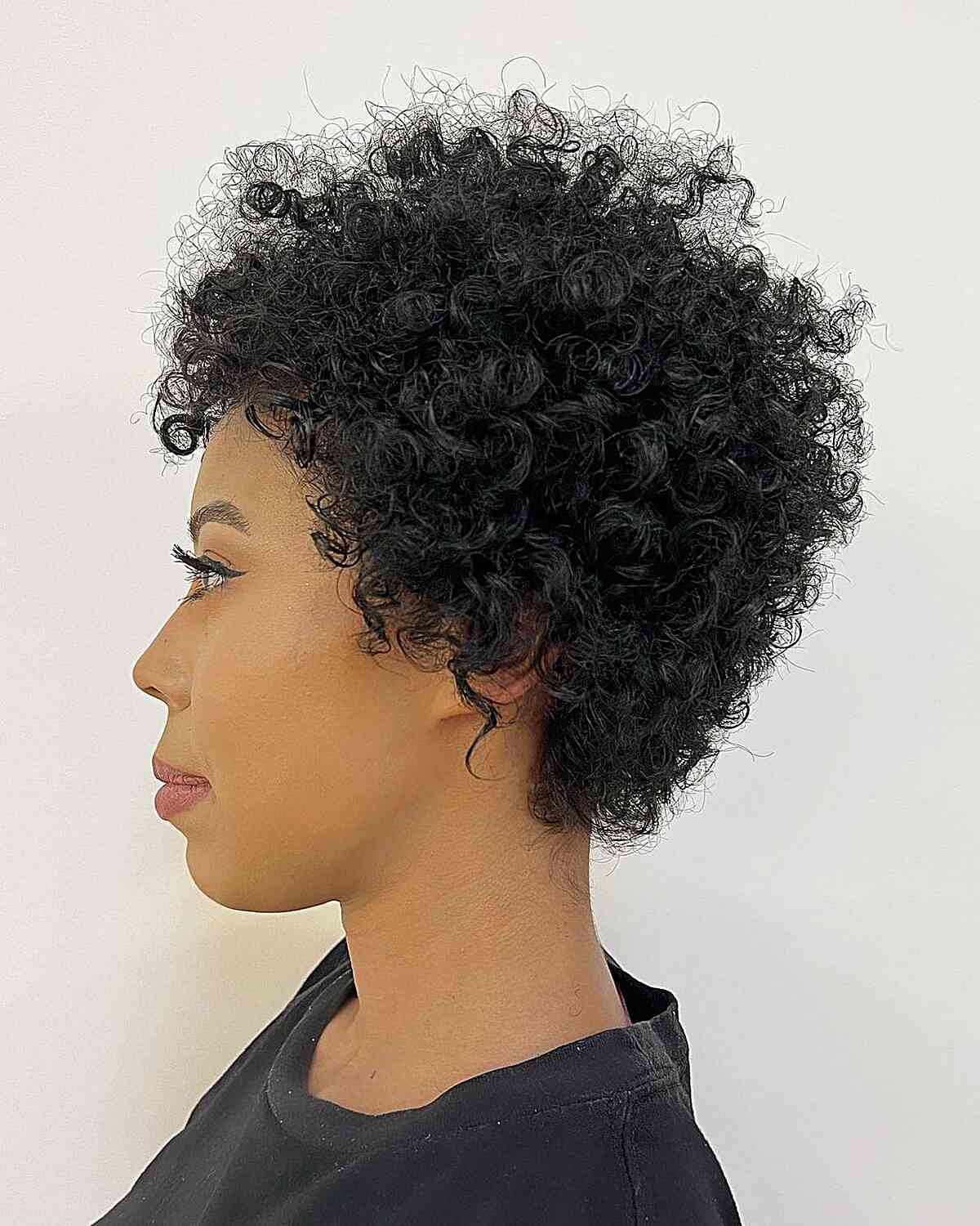 35+ Cutest Curly Pixie Cut Ideas & How to Choose A Flattering One