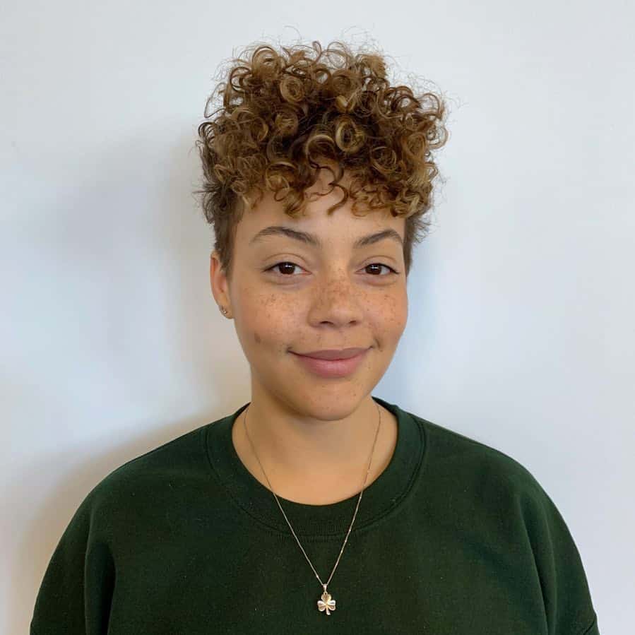 35+ Cutest Curly Pixie Cut Ideas & How to Choose A Flattering One