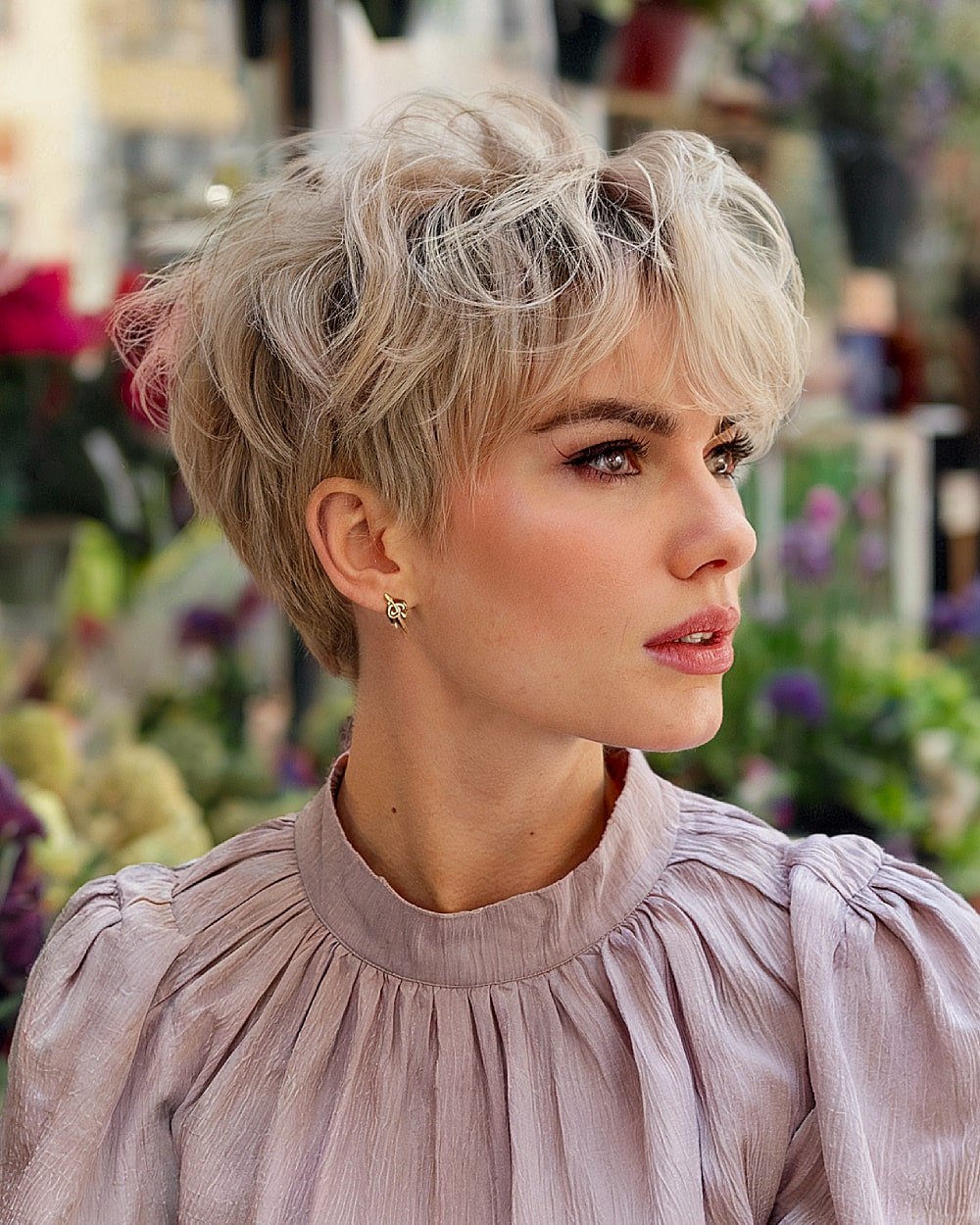 40+ Messy Short Hairstyles That Are Effortlessly Chic in 2025