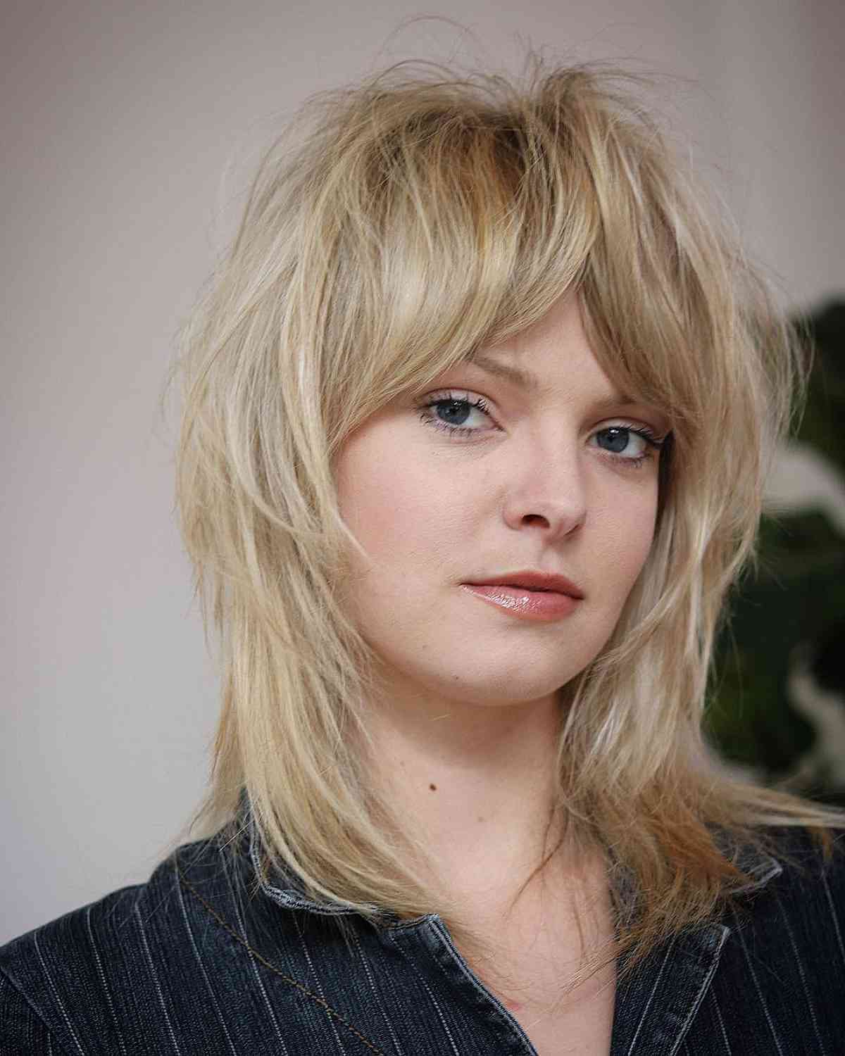 40 Trendy Ways to Get Bottleneck Bangs Right Now