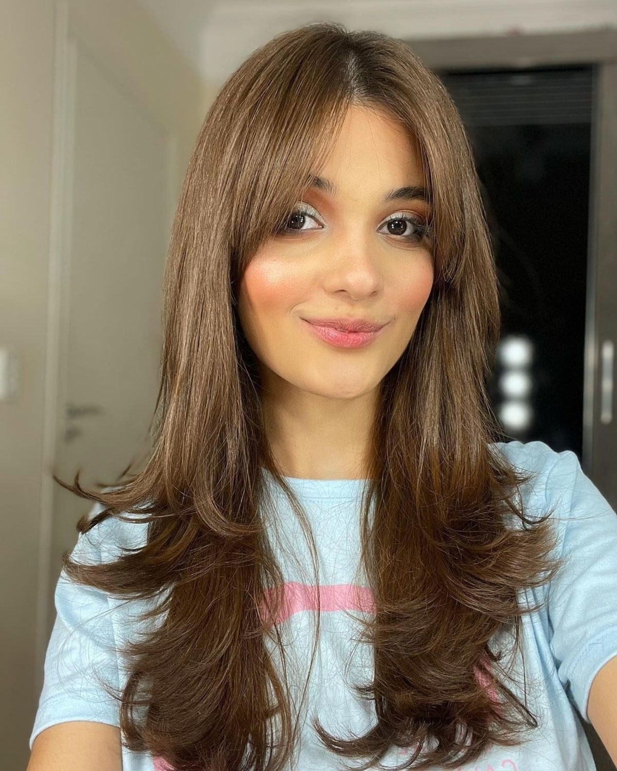 44 Trendy Long Curtain Bangs to See Before Deciding