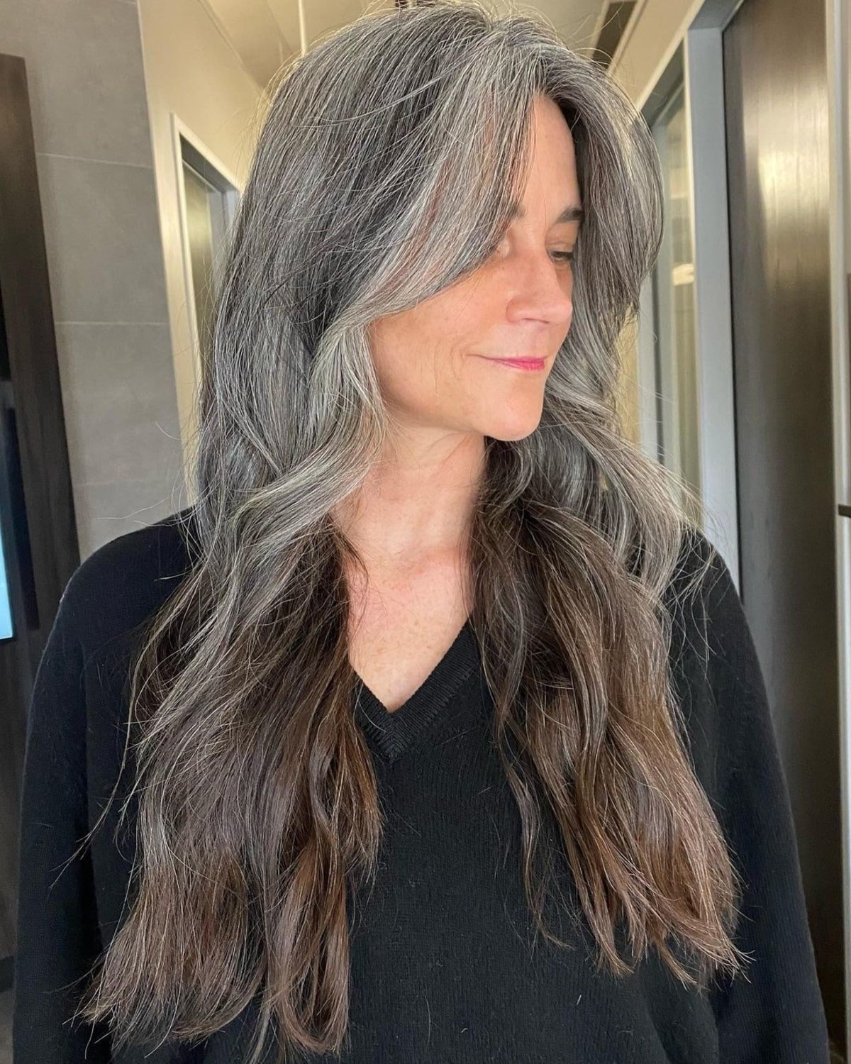 44 Trendy Long Curtain Bangs to See Before Deciding