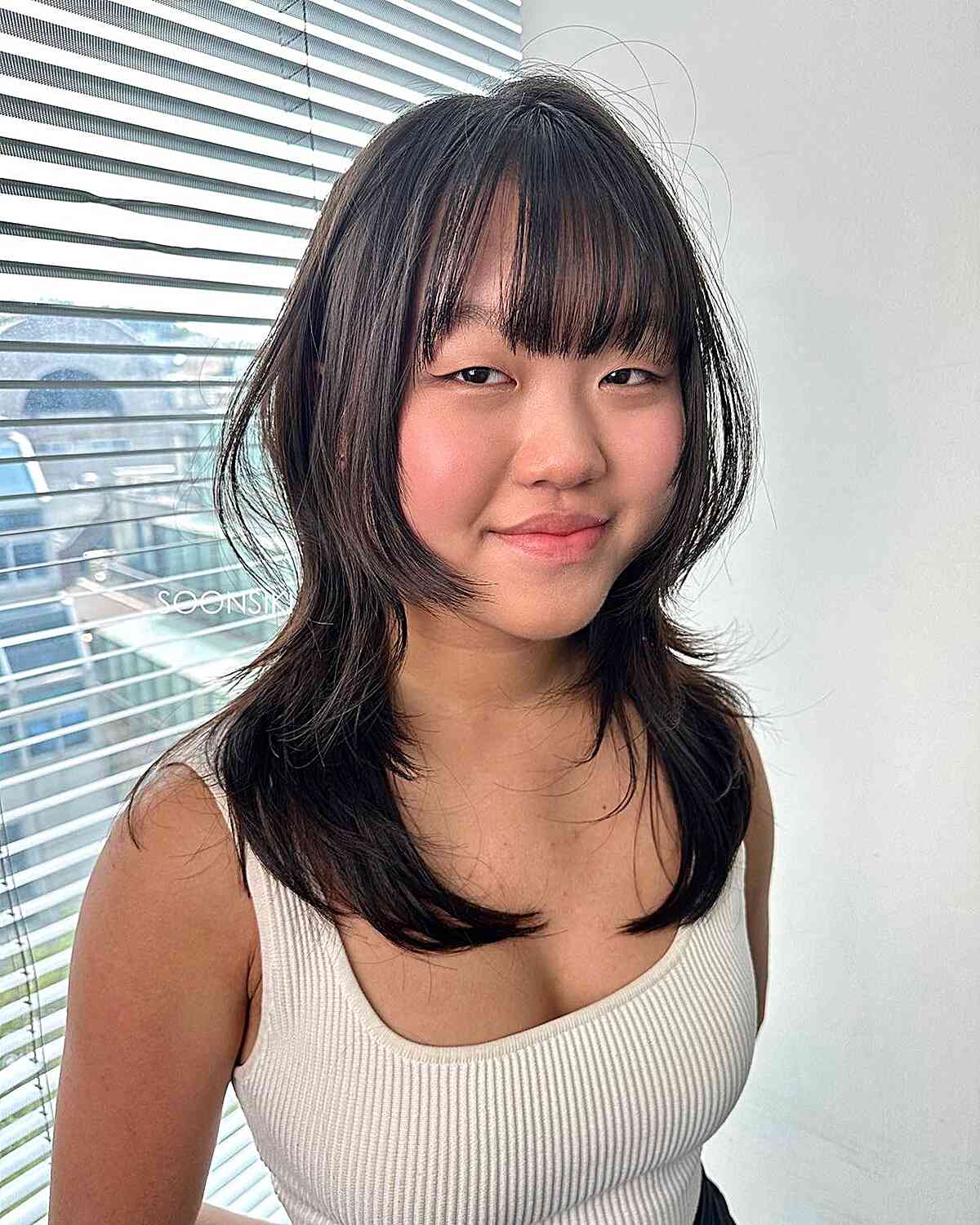 40 Cutest Ways to Pair Straight Hair With Bangs