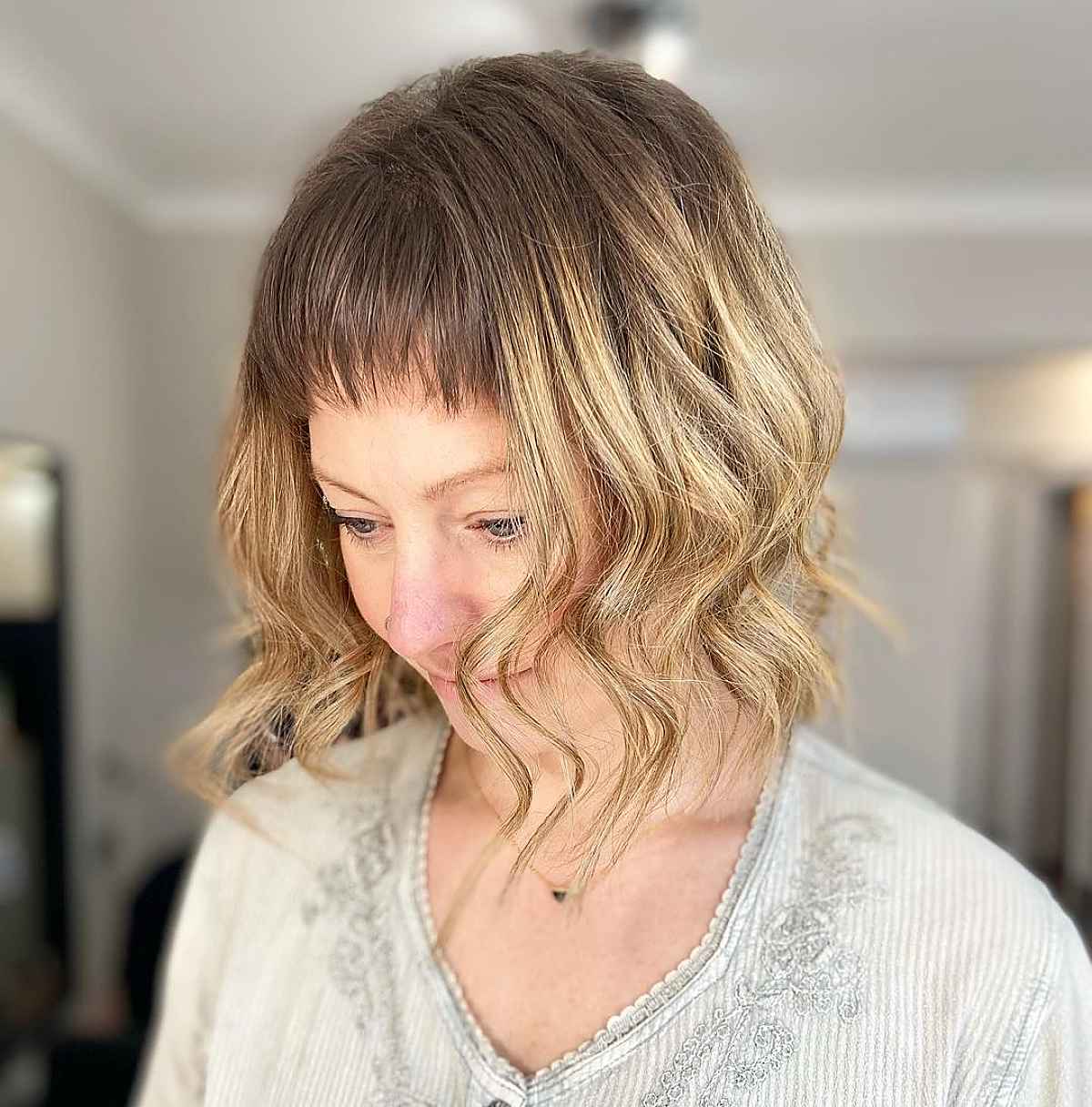 40 Best Ways to Pair Thin Hair with Bangs for Chic & Voluminous Haircut